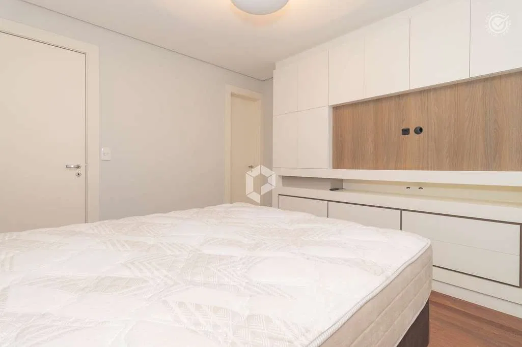 Застеклённый балкон и 2 спальни: квартира 163 м² — photo 25