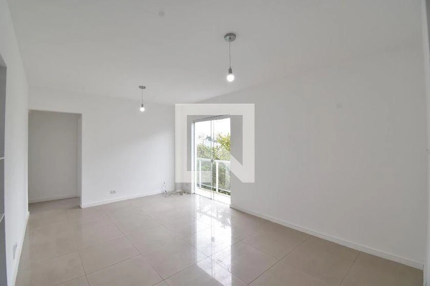 Квартира без мебели с 3 спальнями и кухней открытого плана, 96 м² — photo 12