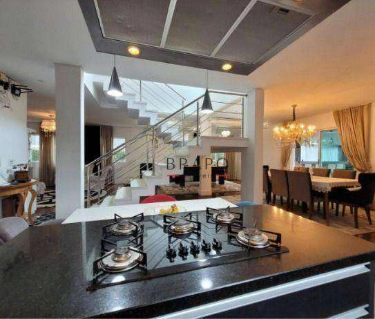 Furnished house with 4 bedrooms and 489 m² — photo 5