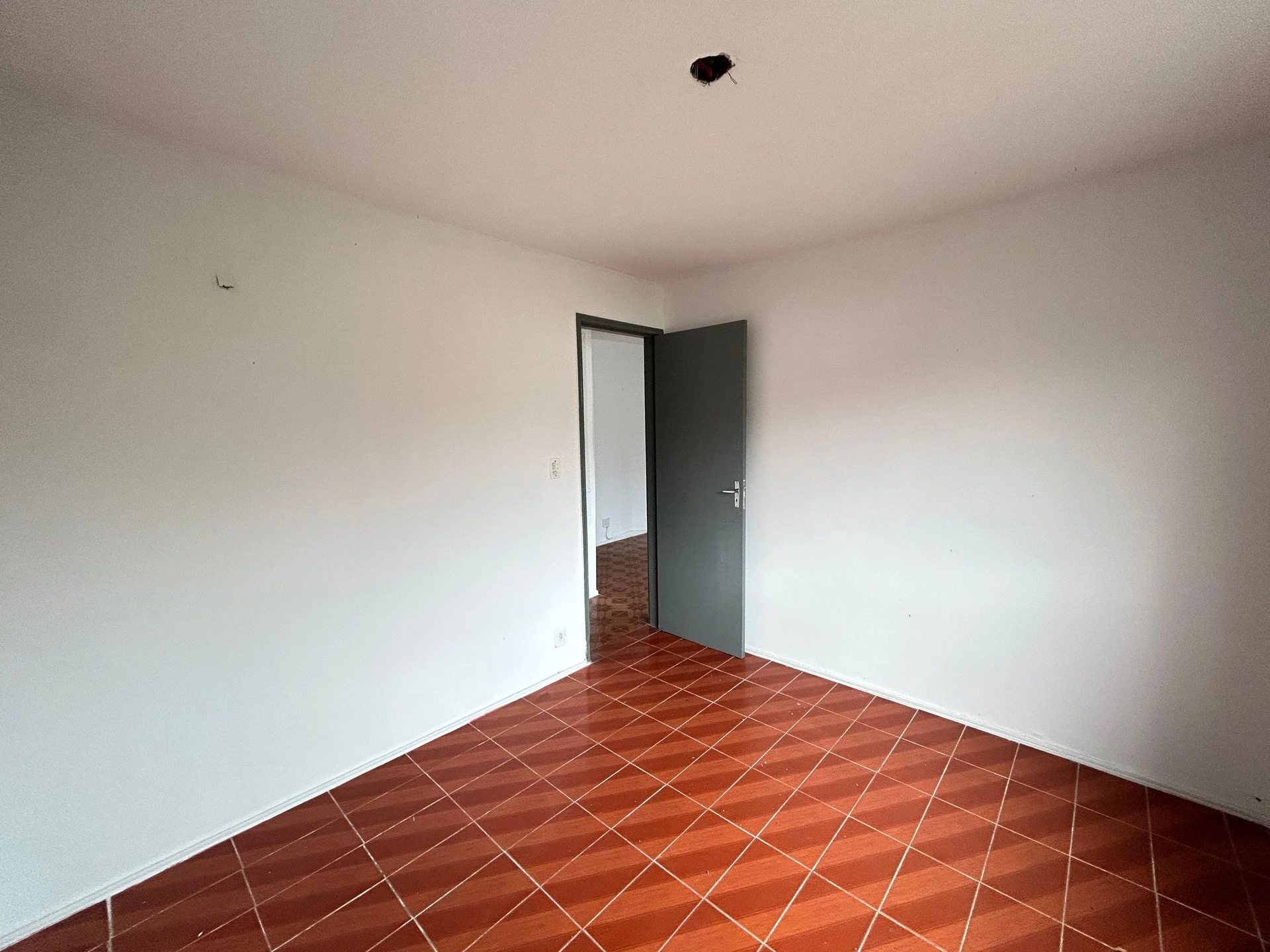 2-bedroom apartment with mountain views — photo 26