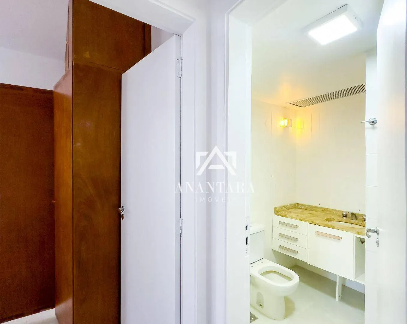 2-bedroom apartment with a water view in Rio de Janeiro — photo 20