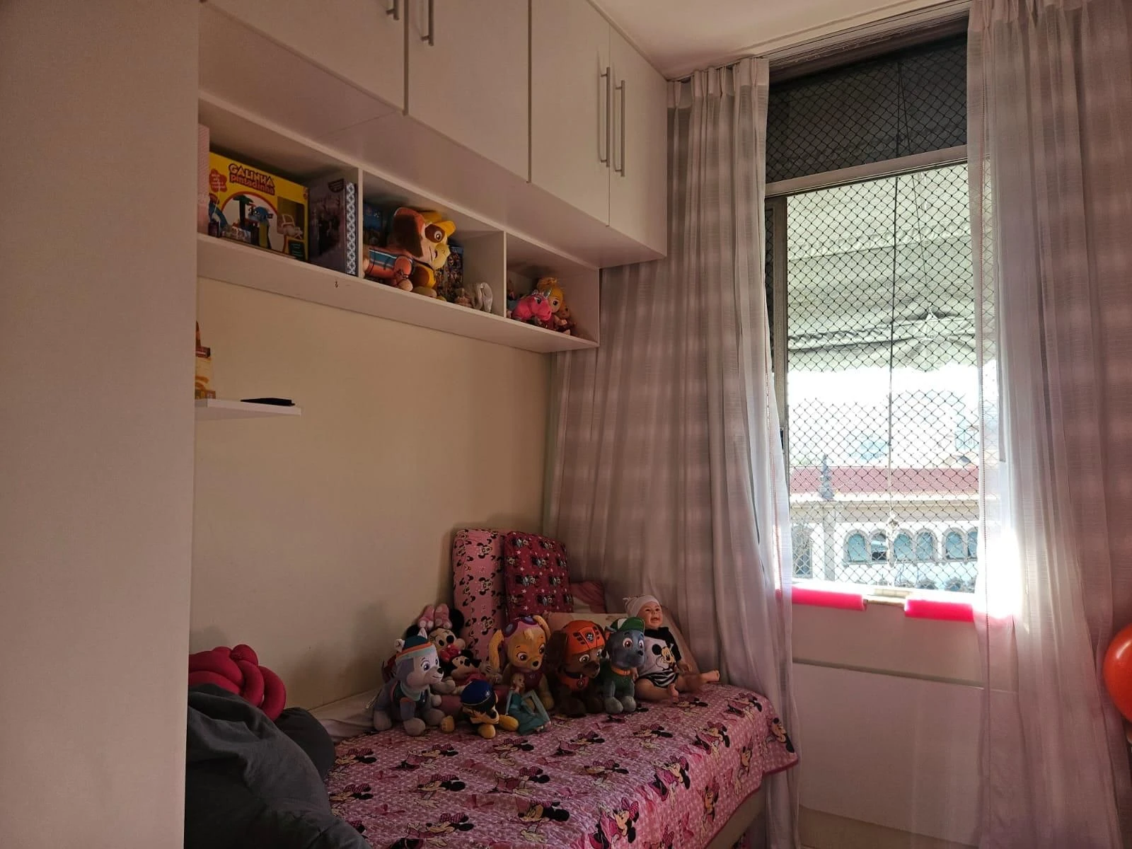 70 m² apartment with a walk-in closet and a home office — photo 10