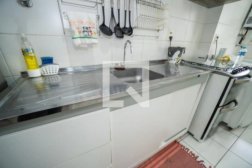Apartamento mobiliado com 2 quartos e varanda — photo 27
