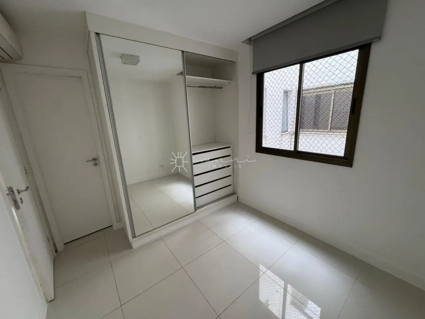 Apartamento com 4 quartos e 5 banheiros com terraço — photo 29