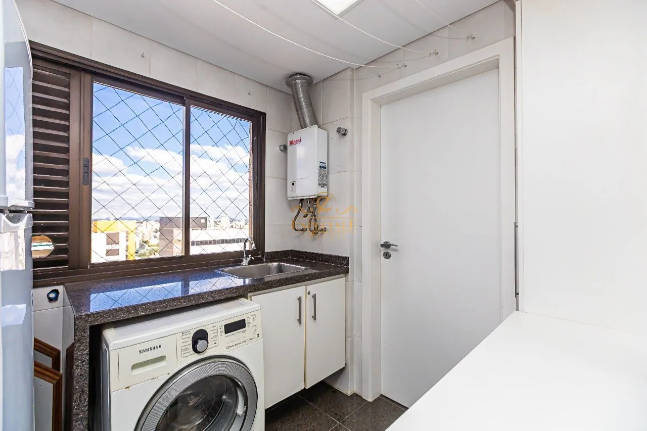 Furnished triplex penthouse with 4 en-suite bedrooms — photo 48