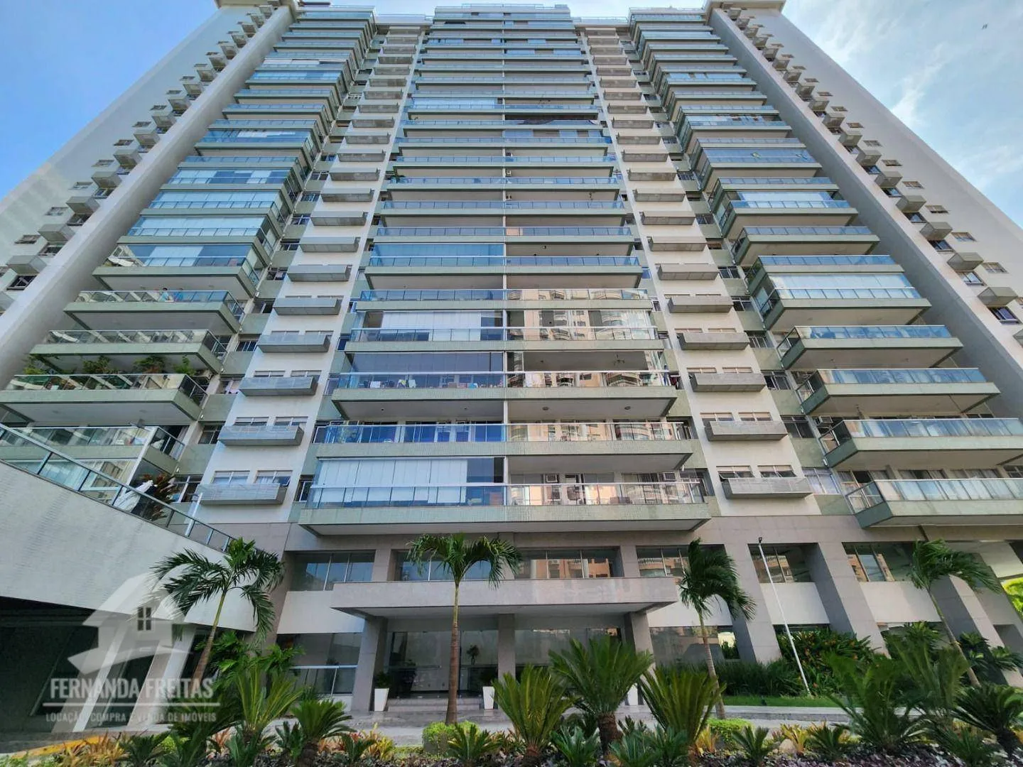 Furnished duplex penthouse with 3 bedrooms and 191 m² — photo 28