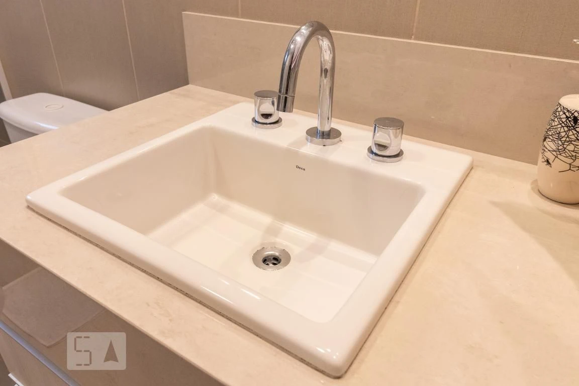 One-bedroom apartment with a washing machine in Curitiba — photo 4