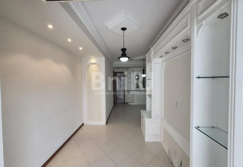Home office in a 3-bedroom apartment, 110 m² — photo 33