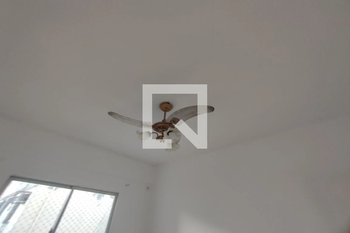 Apartamento para locação com 2 quartos e varanda — photo 25