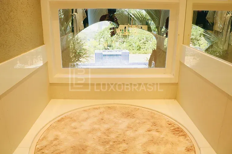 5-bedroom house with a private pool in Rio de Janeiro — photo 34