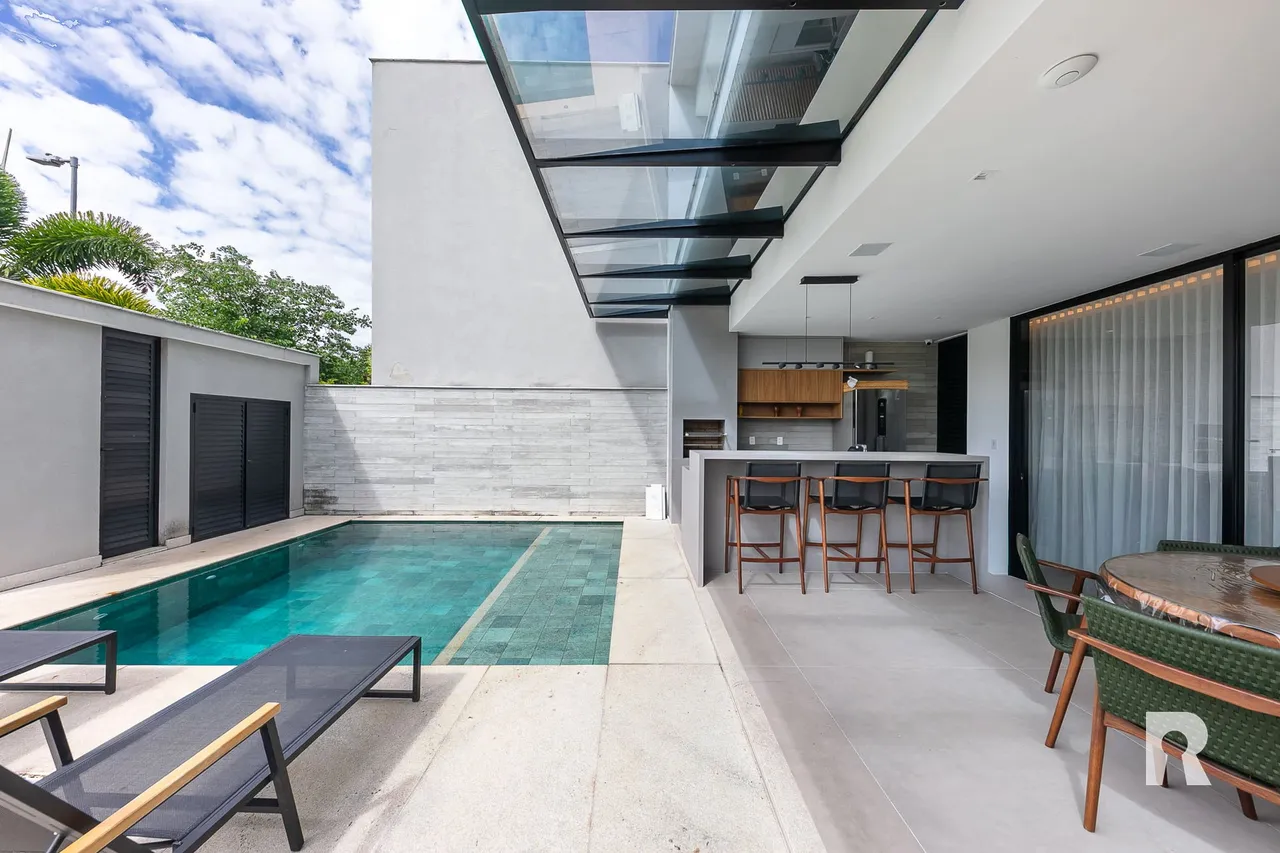 Furnished house with 4 bedrooms and 5 bathrooms — photo 15