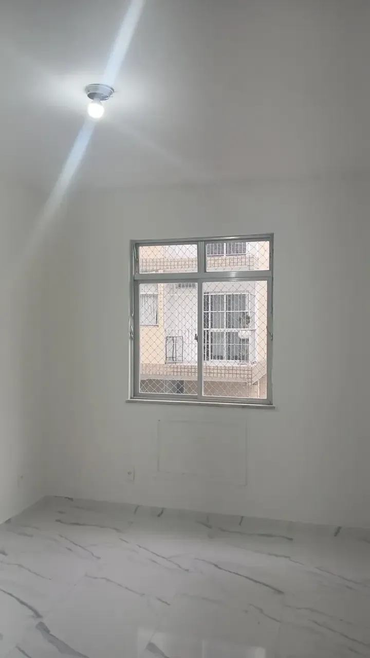 Unfurnished 2-bedroom apartment with 1 parking space — photo 9