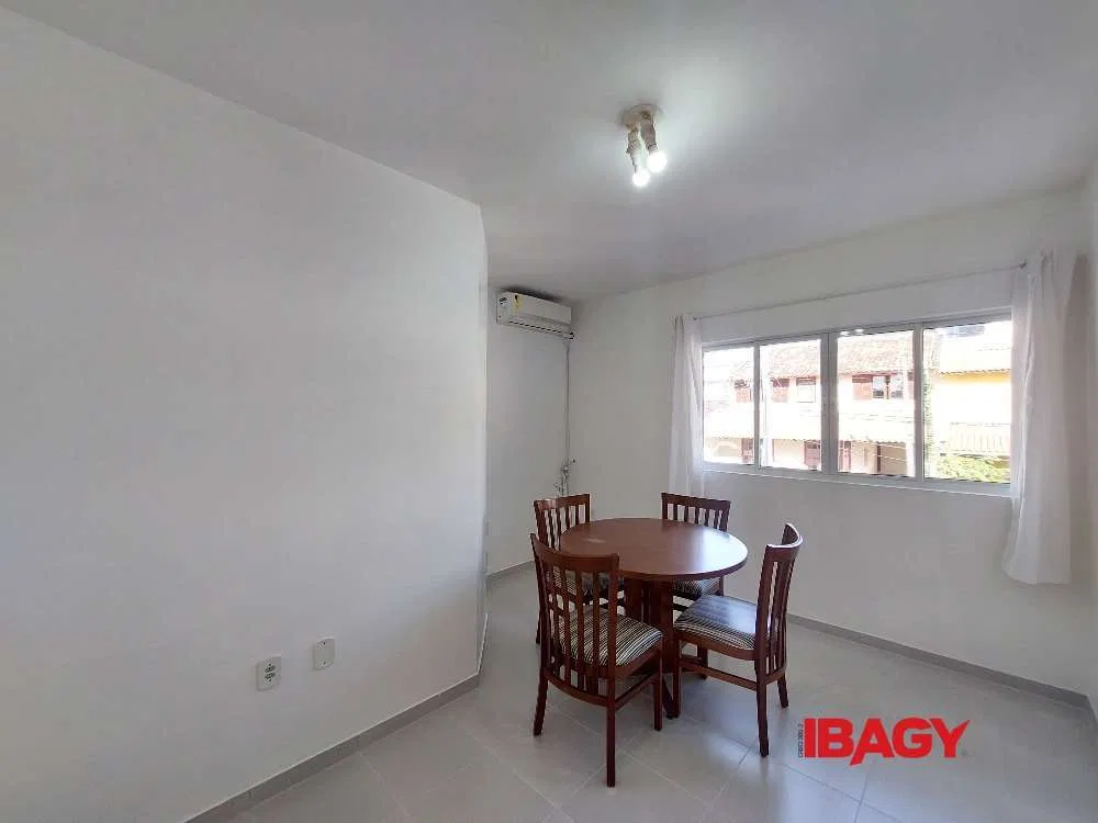 Apartment, 57 m², with a walk-in closet — photo 10