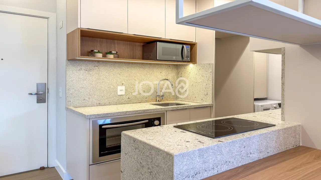85 m² apartment with 1 bedroom and an open-plan kitchen — photo 2