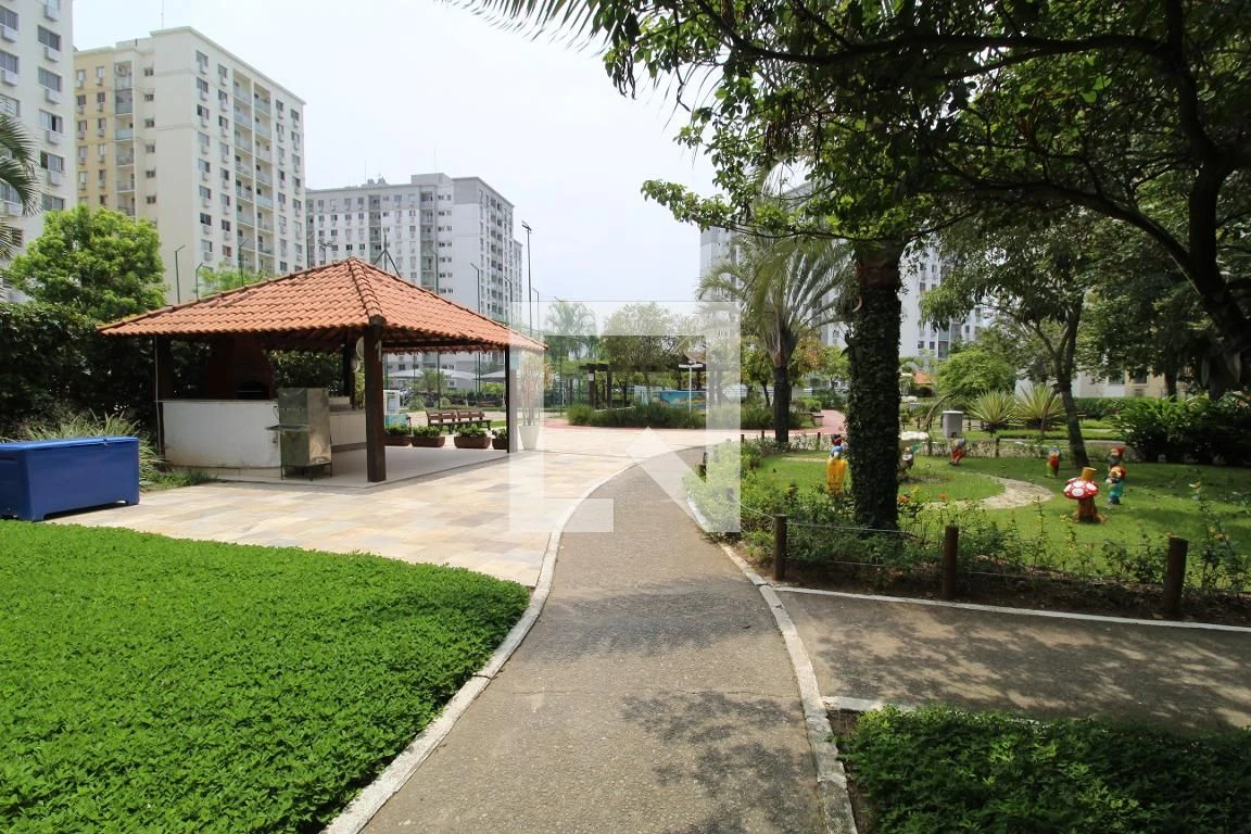 Apartamento mobiliado com 2 quartos e varanda — photo 30