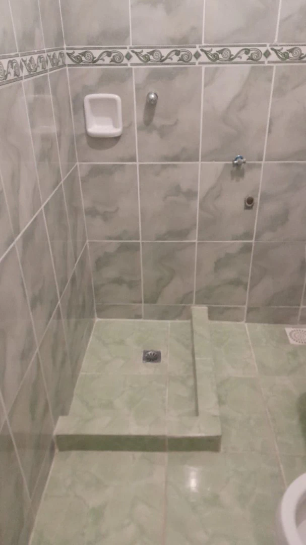 Apartamento sem mobília com 1 quarto e chuveiro elétrico — photo 2