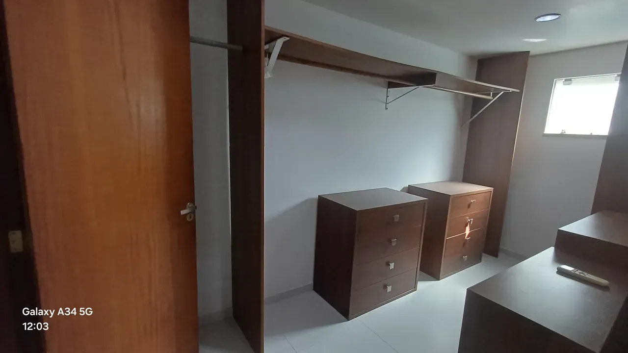 House with 3 bedrooms and 4 bathrooms, 2 parking spots — photo 18