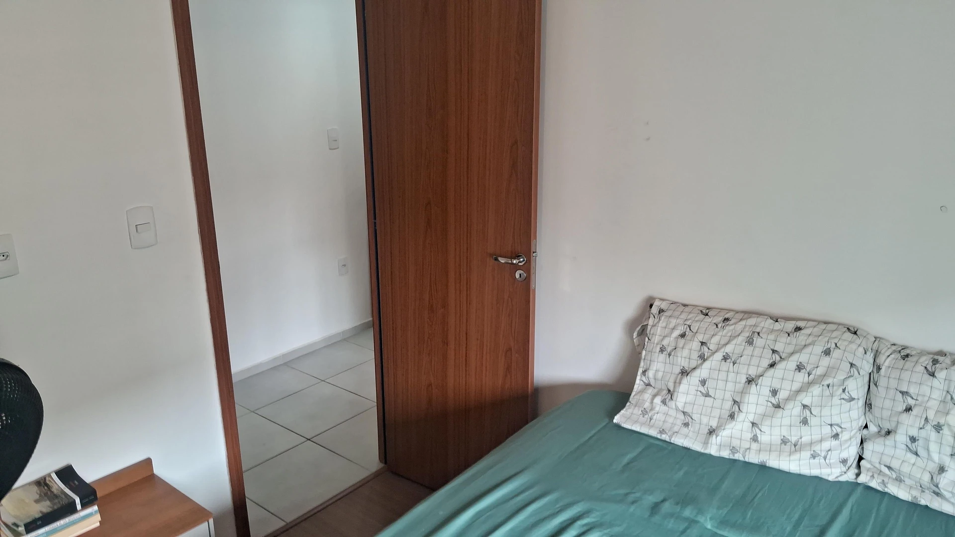 2-bedroom apartment in a building with a pool — photo 27