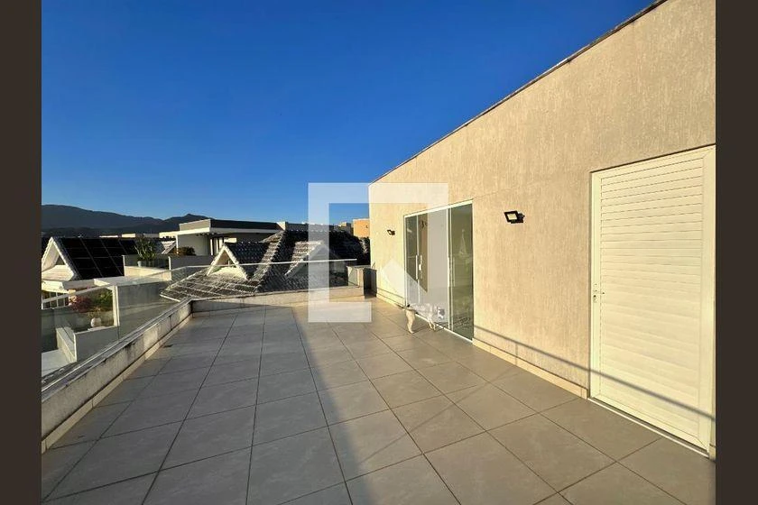 Casa para alugar com 6 quartos e 297 m², cozinha integrada — photo 44