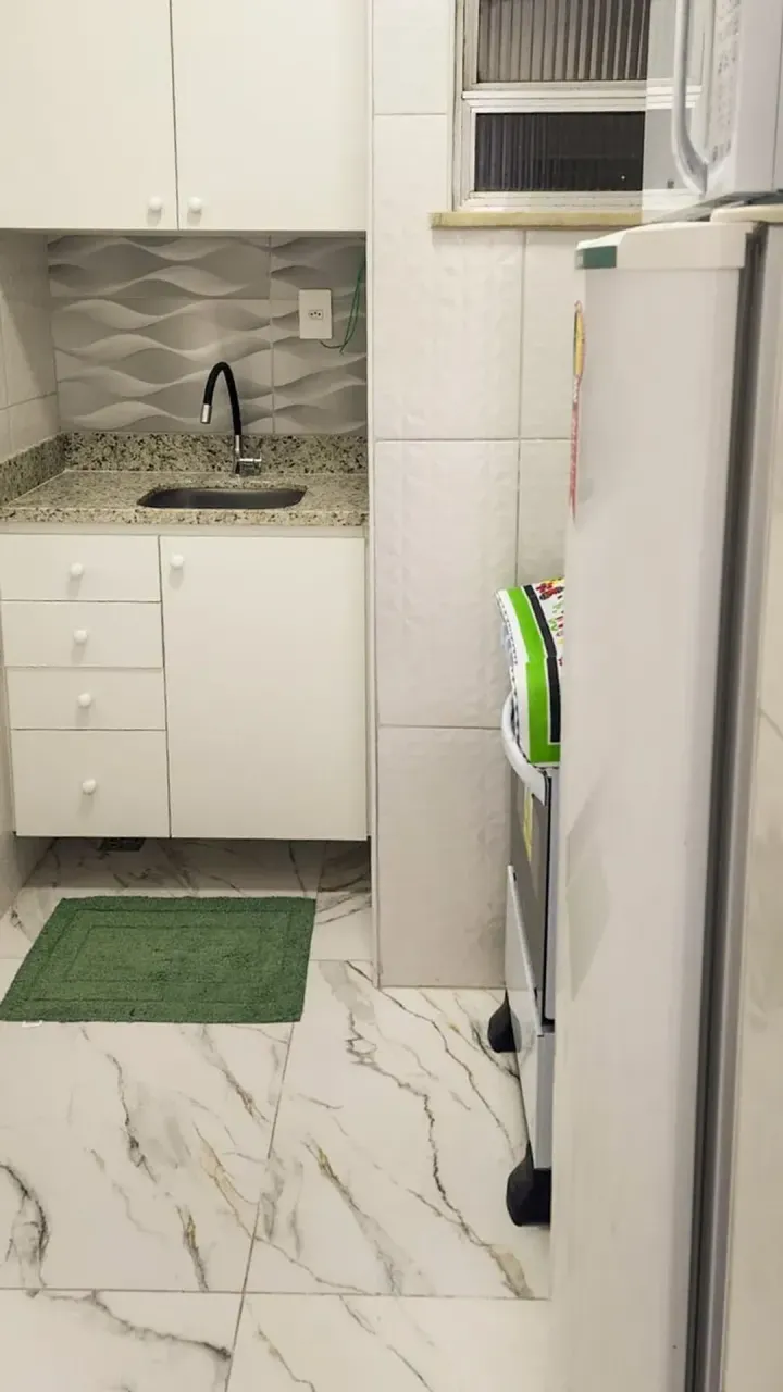 Furnished 1-bedroom apartment with gas stove kitchenette — photo 5