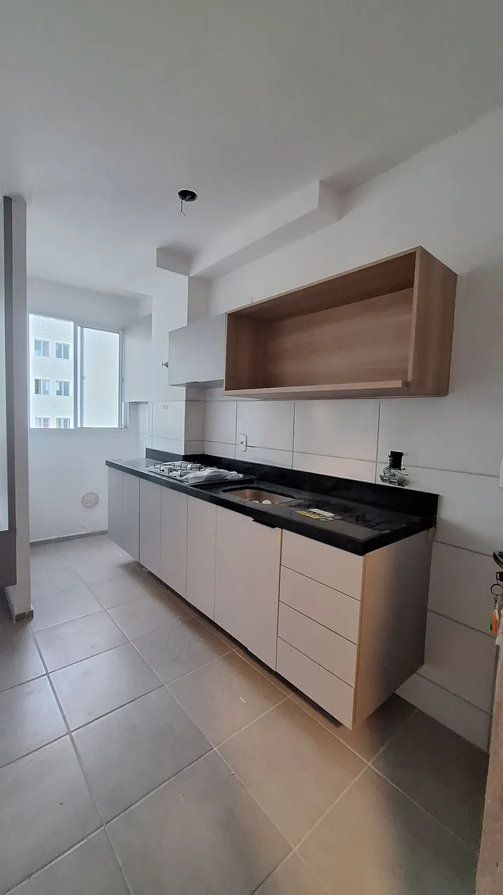 2-bedroom apartment in a building with a gym — photo 6
