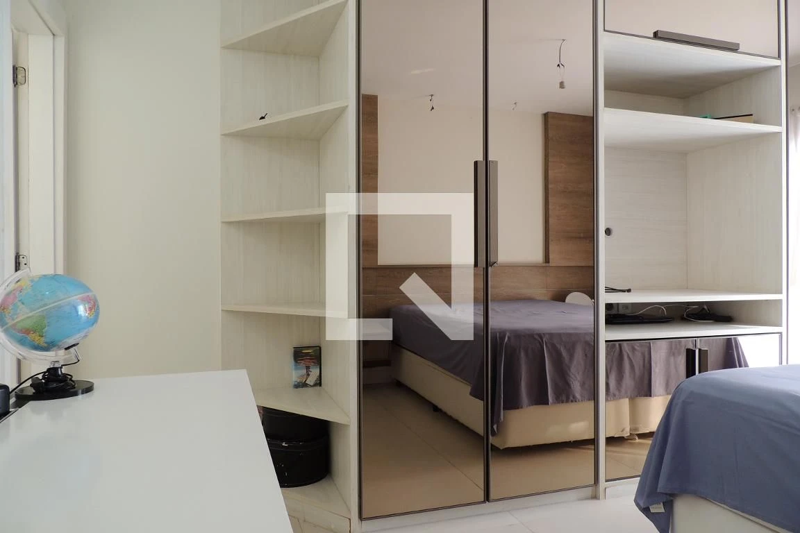 Furnished 3-bedroom apartment with 3 bathrooms and balcony — photo 37