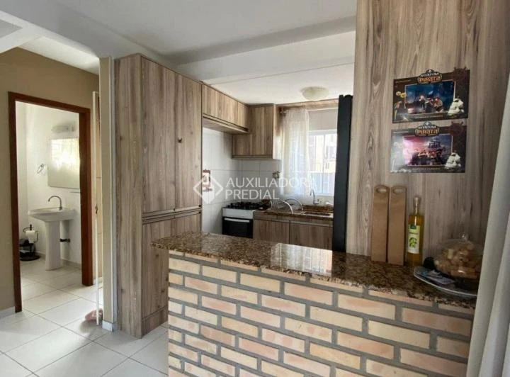 200 m² house with 3 bedrooms, 3 baths, 3 parking — photo 3