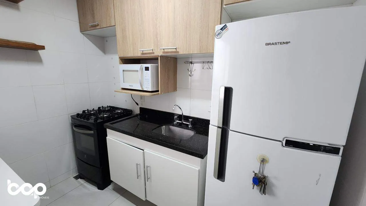 1-bedroom apartment with open-plan gas kitchen — photo 6