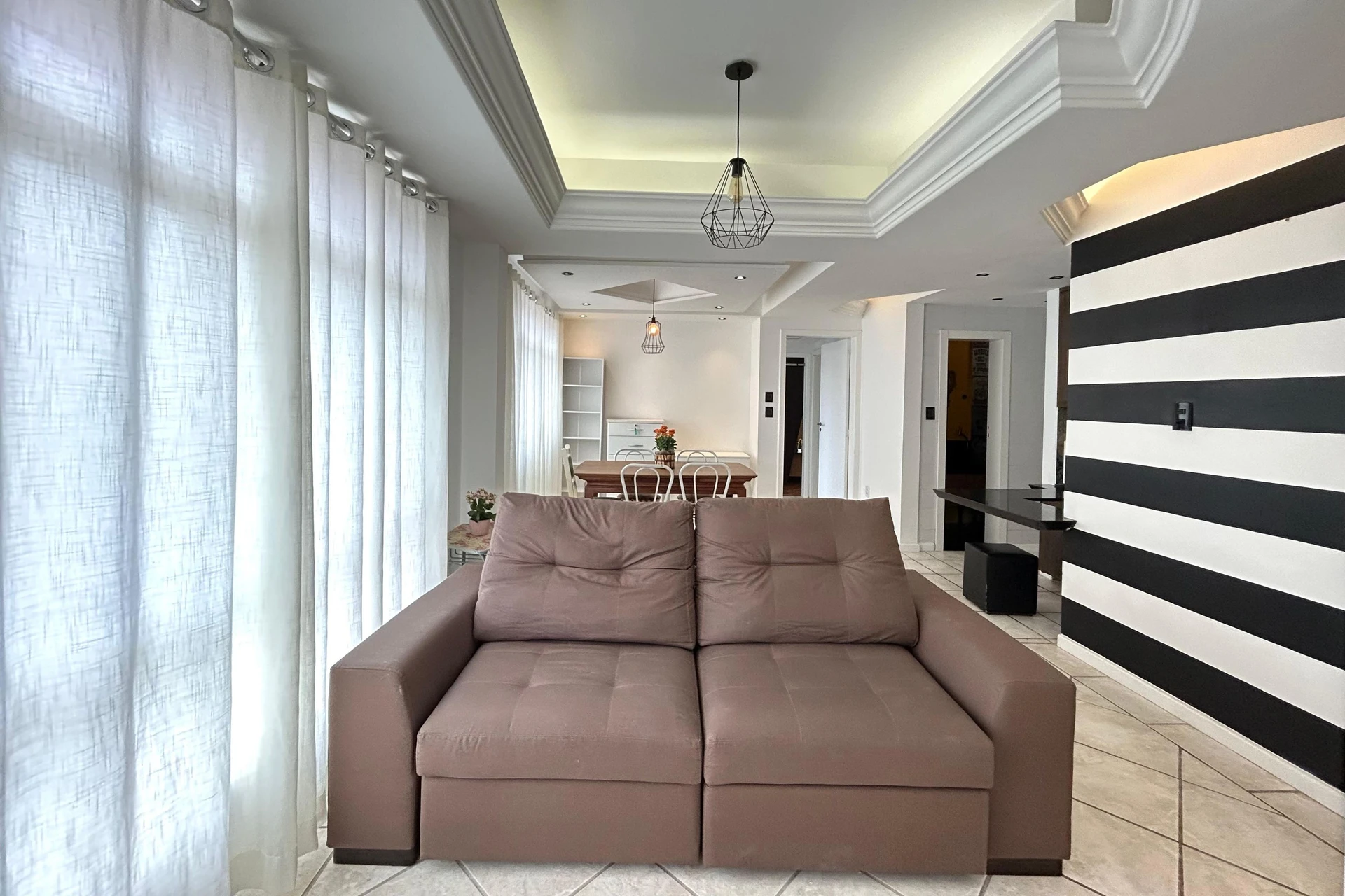 Furnished apartment, 86 m², with a walk-in closet