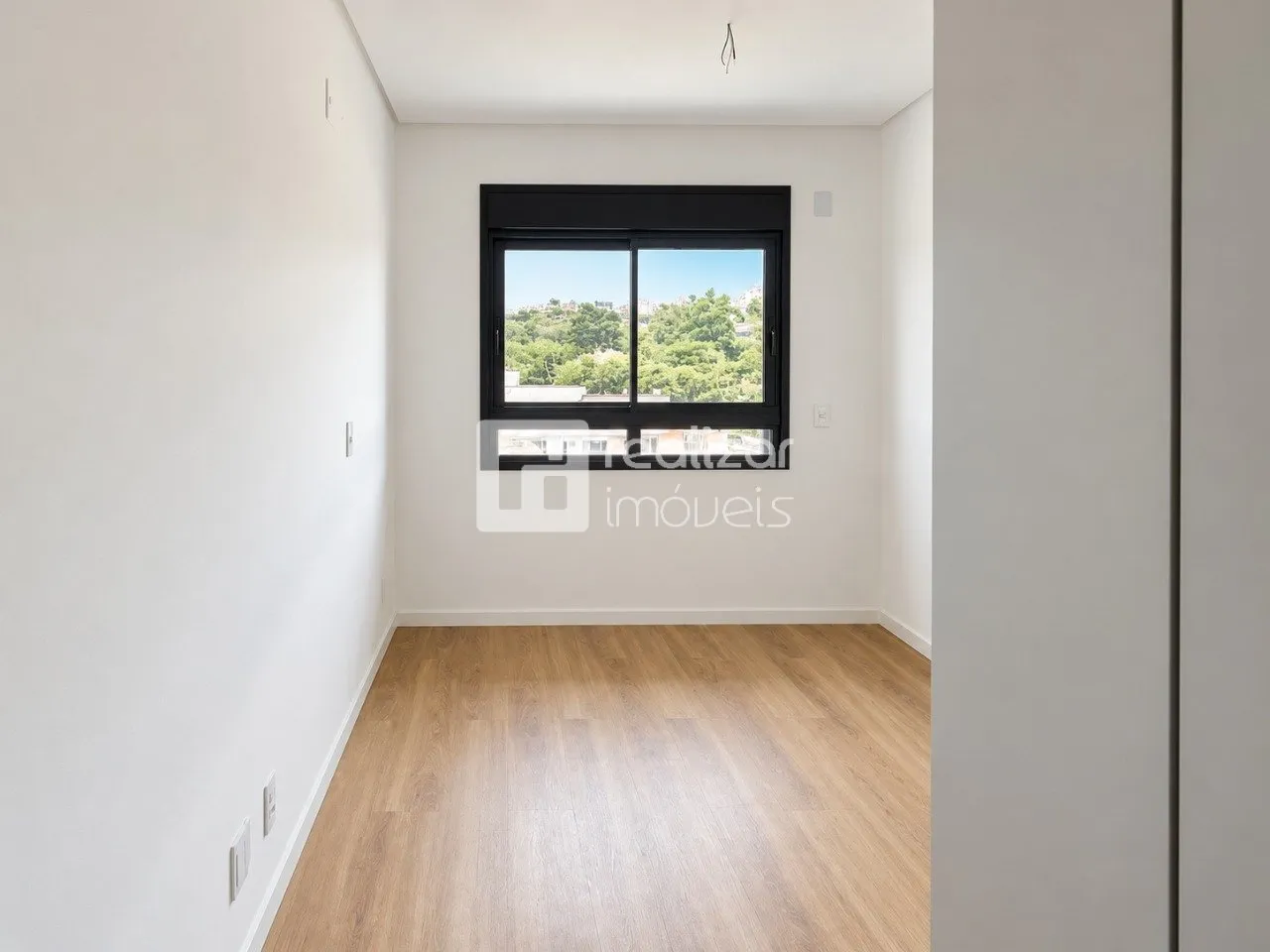 Apartment, 69 m², with a grill on the balcony — photo 40