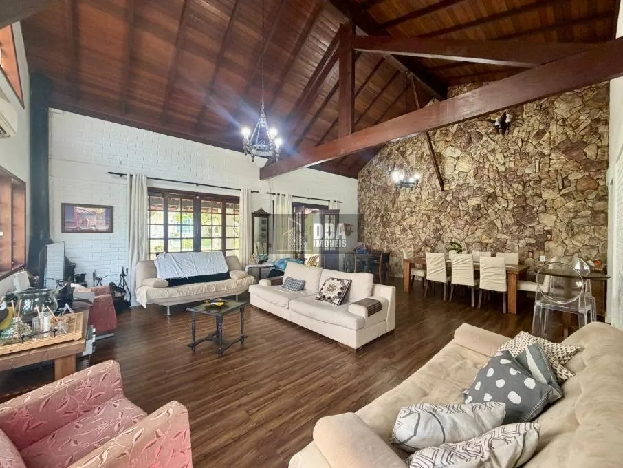 Casa para alquilar de 450 m² con 4 dormitorios — photo 8