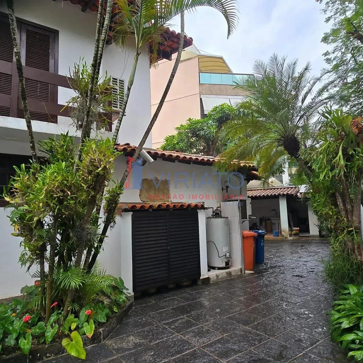House with 4 bedrooms and a built-in balcony grill — photo 15