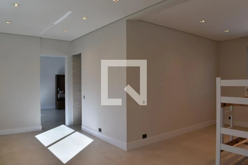 Casa com 4 quartos, 2 suítes, jardim e varanda — photo 8
