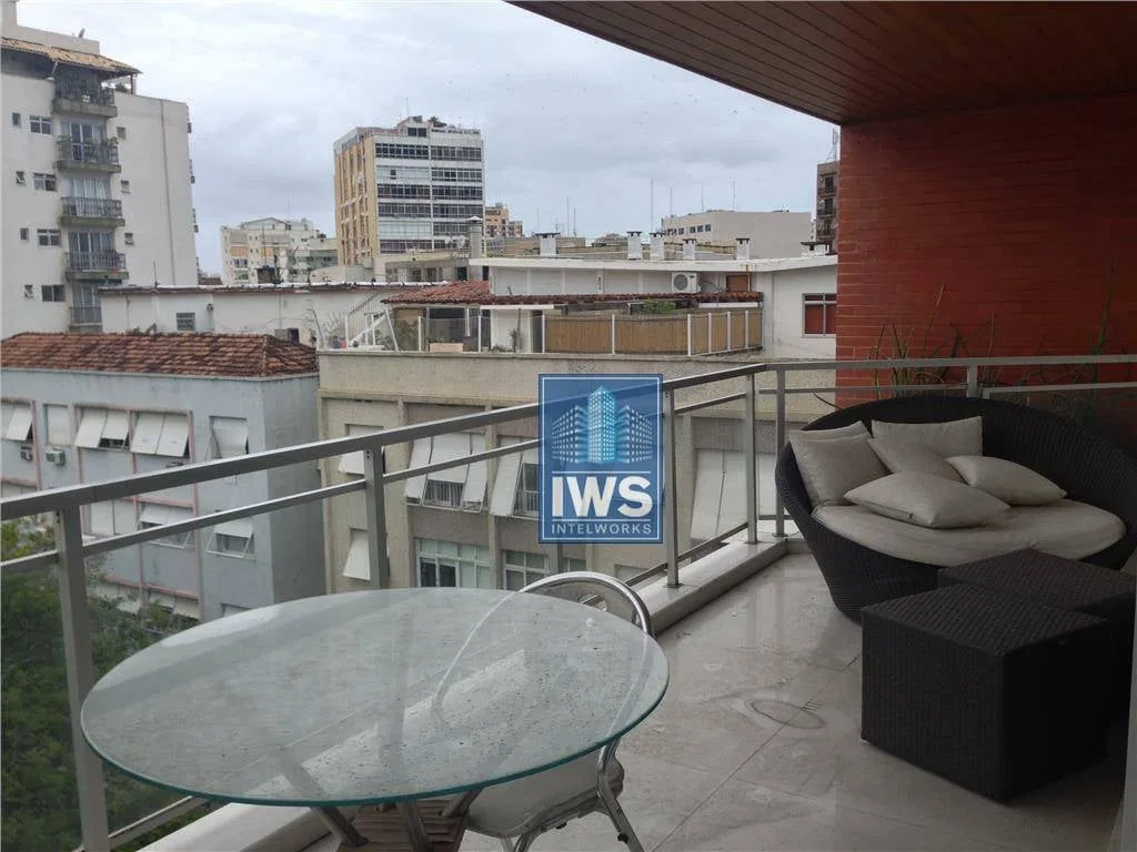 200 m² apartment with 4 bedrooms and 3 parking spots — photo 15