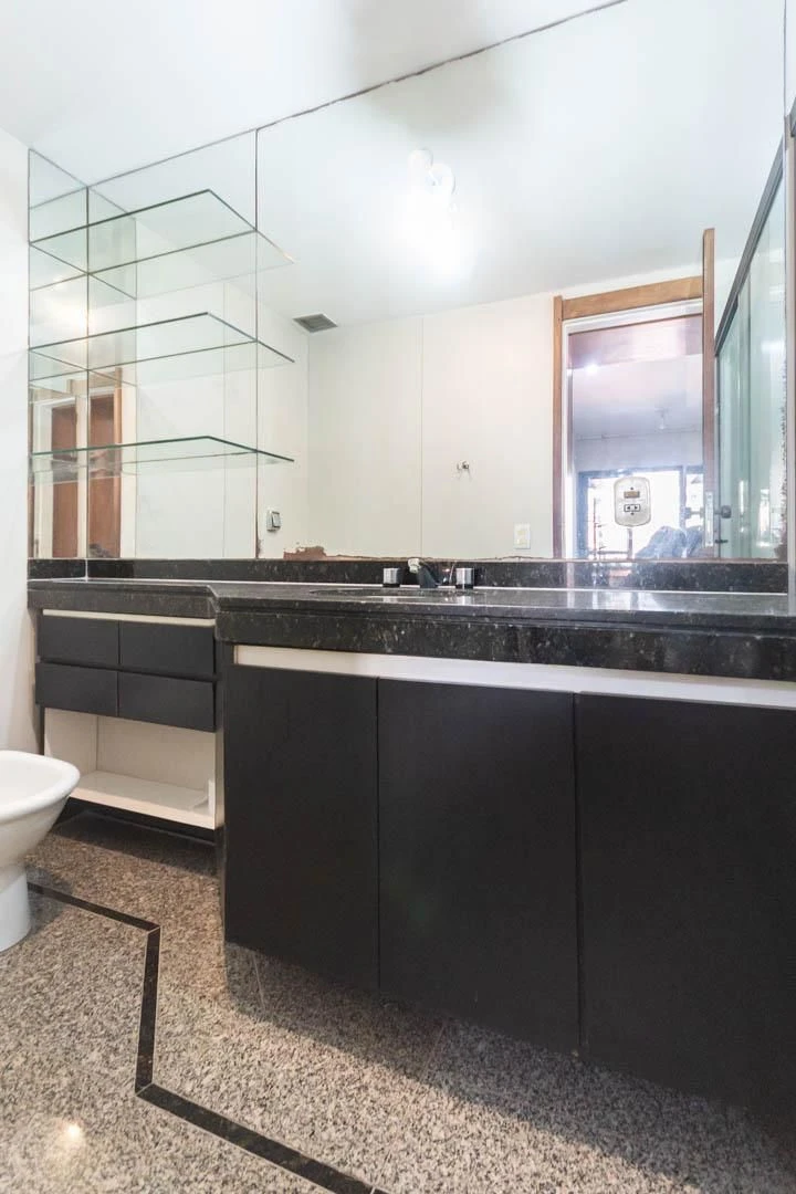 Apartamento mobiliado com 4 quartos e 2 vagas — photo 74