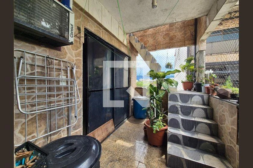 3-bedroom apartment with a home office — photo 27