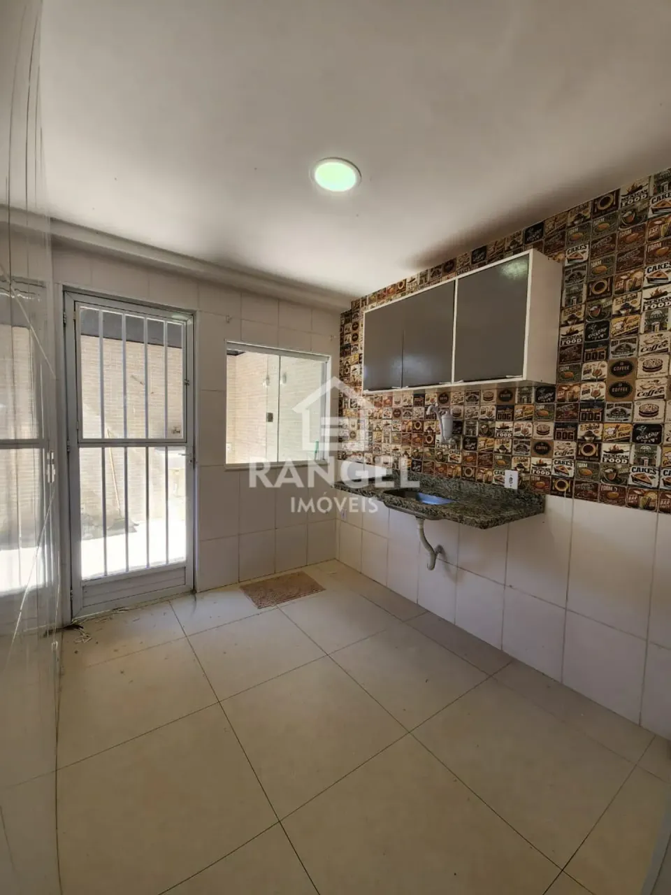 Casa com 3 quartos e varanda, 2 vagas, 3 banheiros — photo 8