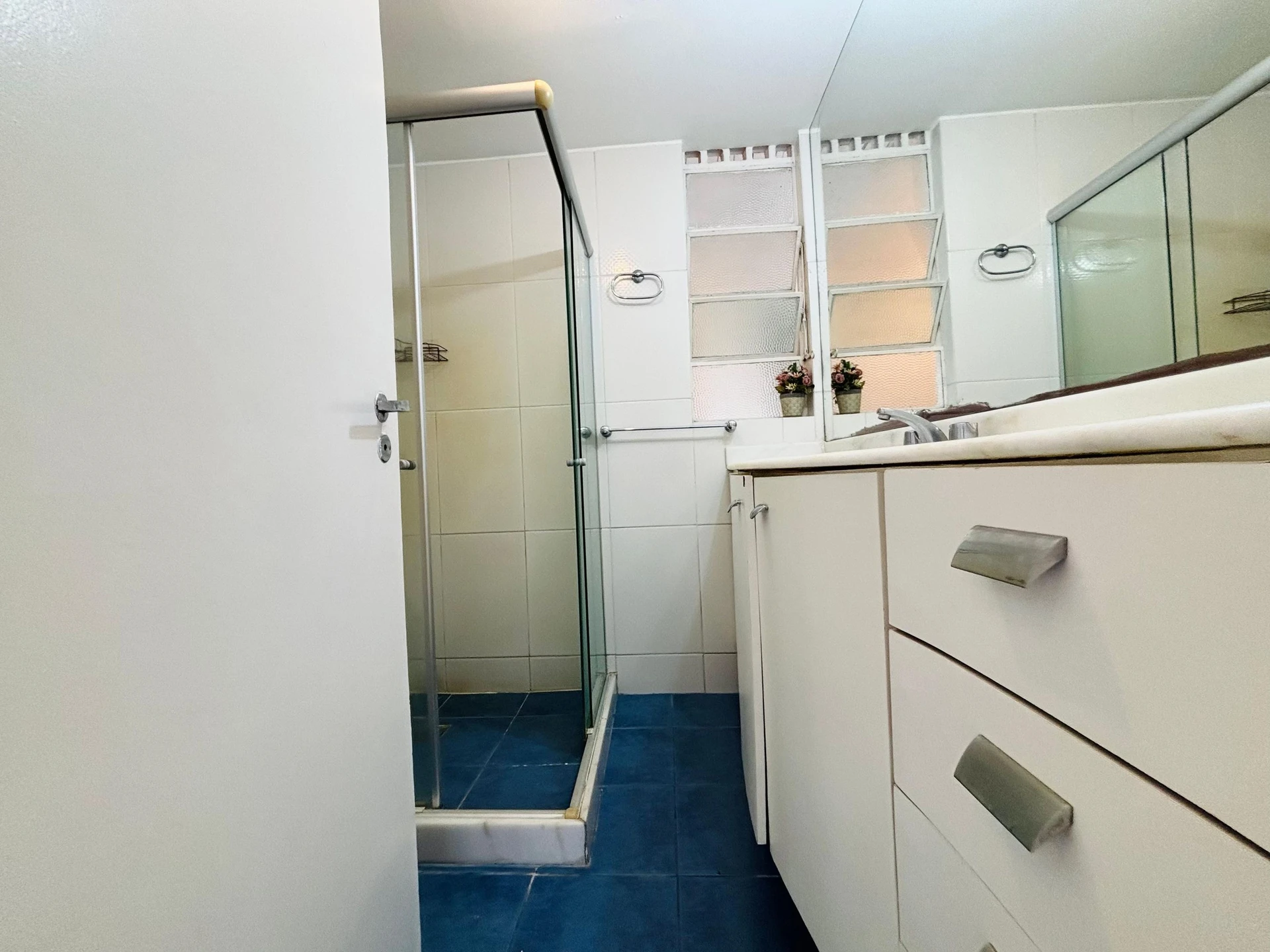 Apartment, 100 m², with a water view — photo 12