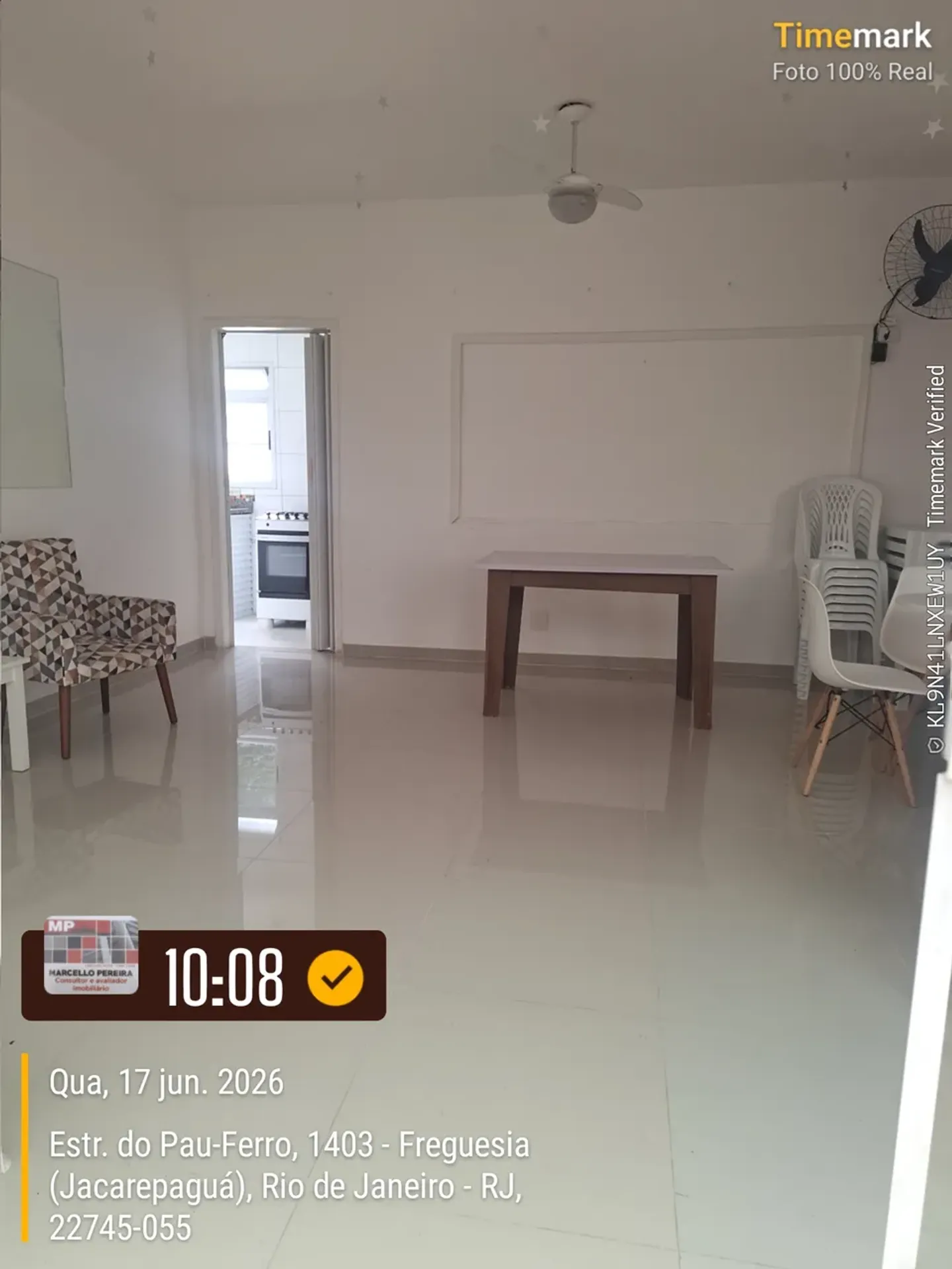 Furnished duplex penthouse with balcony and built-in grill — photo 20