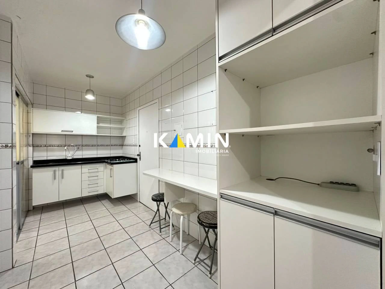 Apartamento com espaço de home office, Água Verde