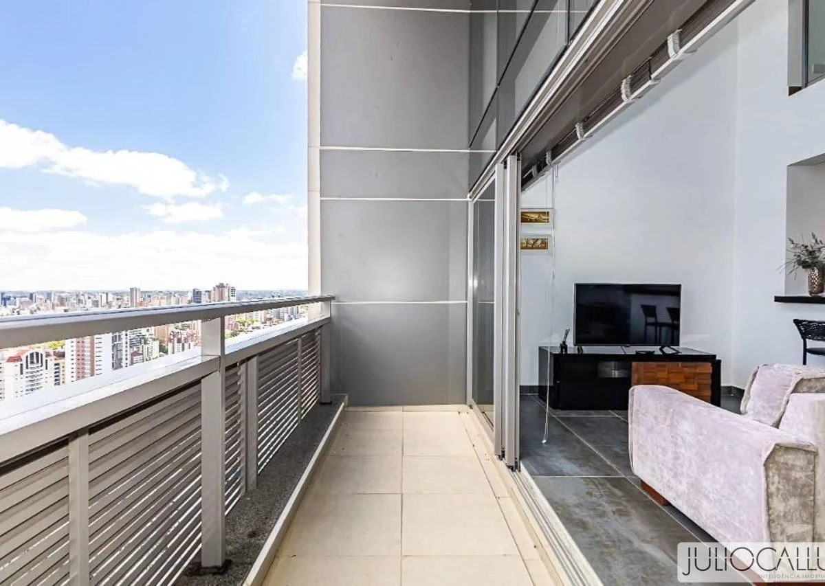 78 m² apartment with floor-to-ceiling windows and a bathtub — photo 15