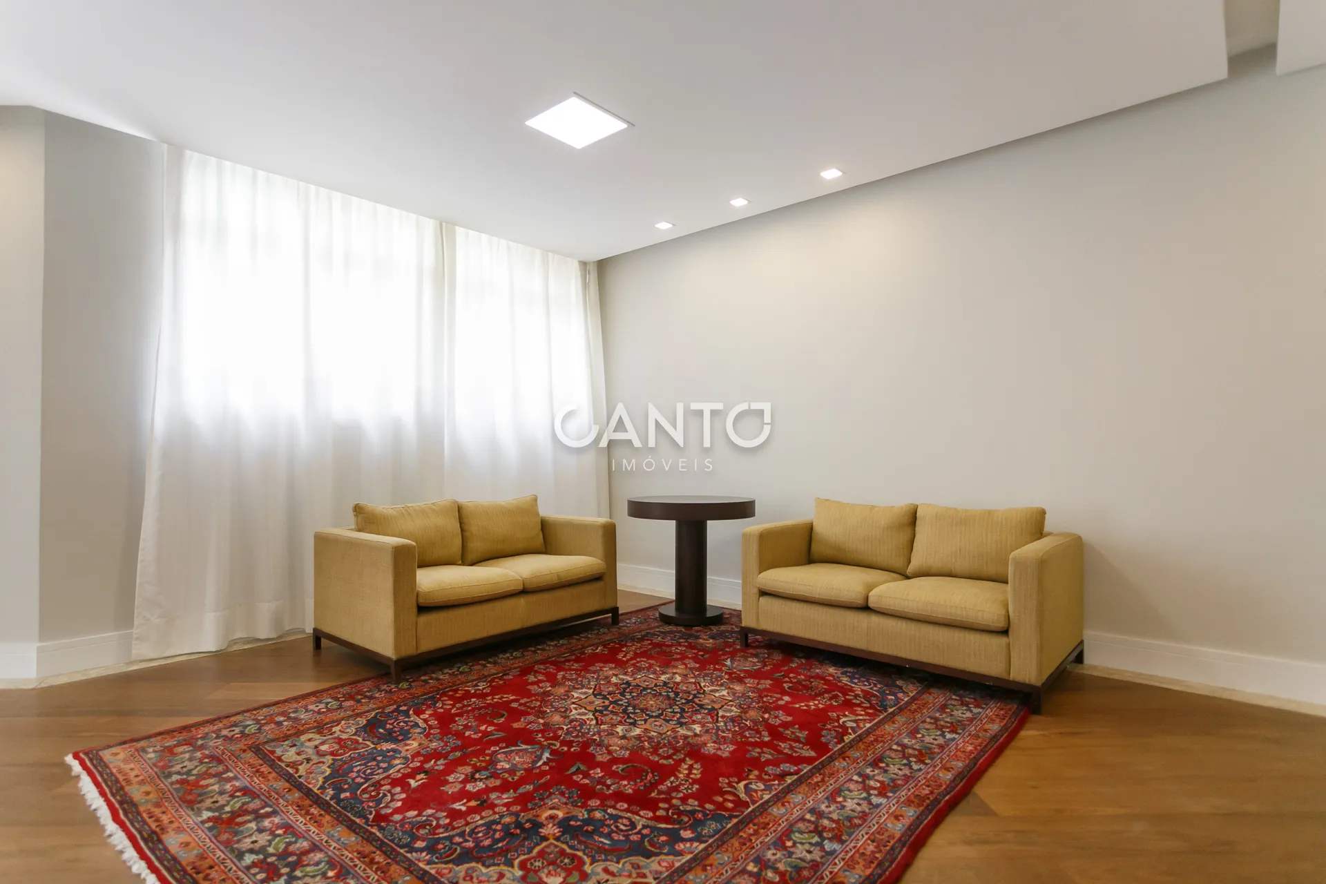 4-bedroom apartment with 3 parking spaces included — photo 13