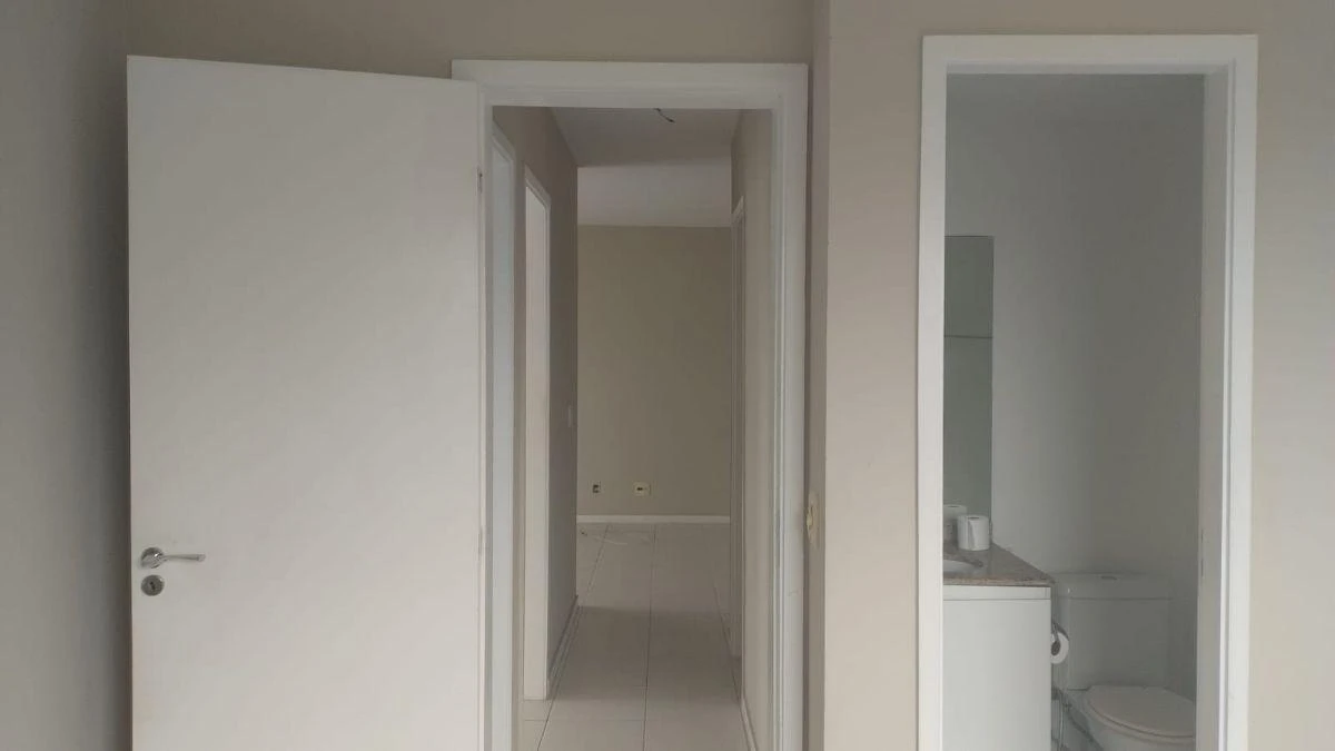 3-bedroom apartment with a home office — photo 21