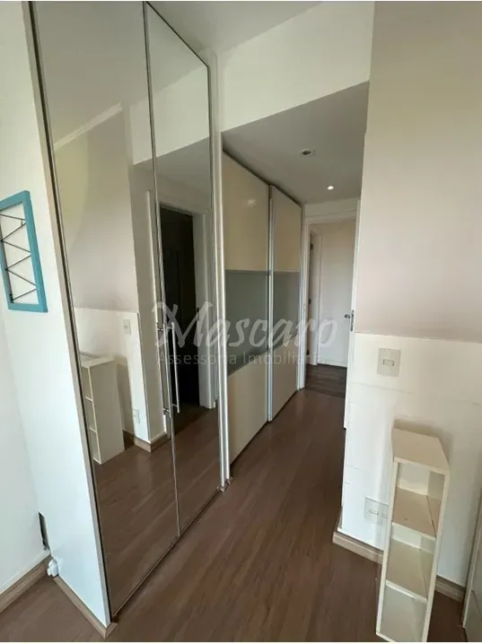 Apartamento sem mobília com 4 quartos e ar-condicionado — photo 17