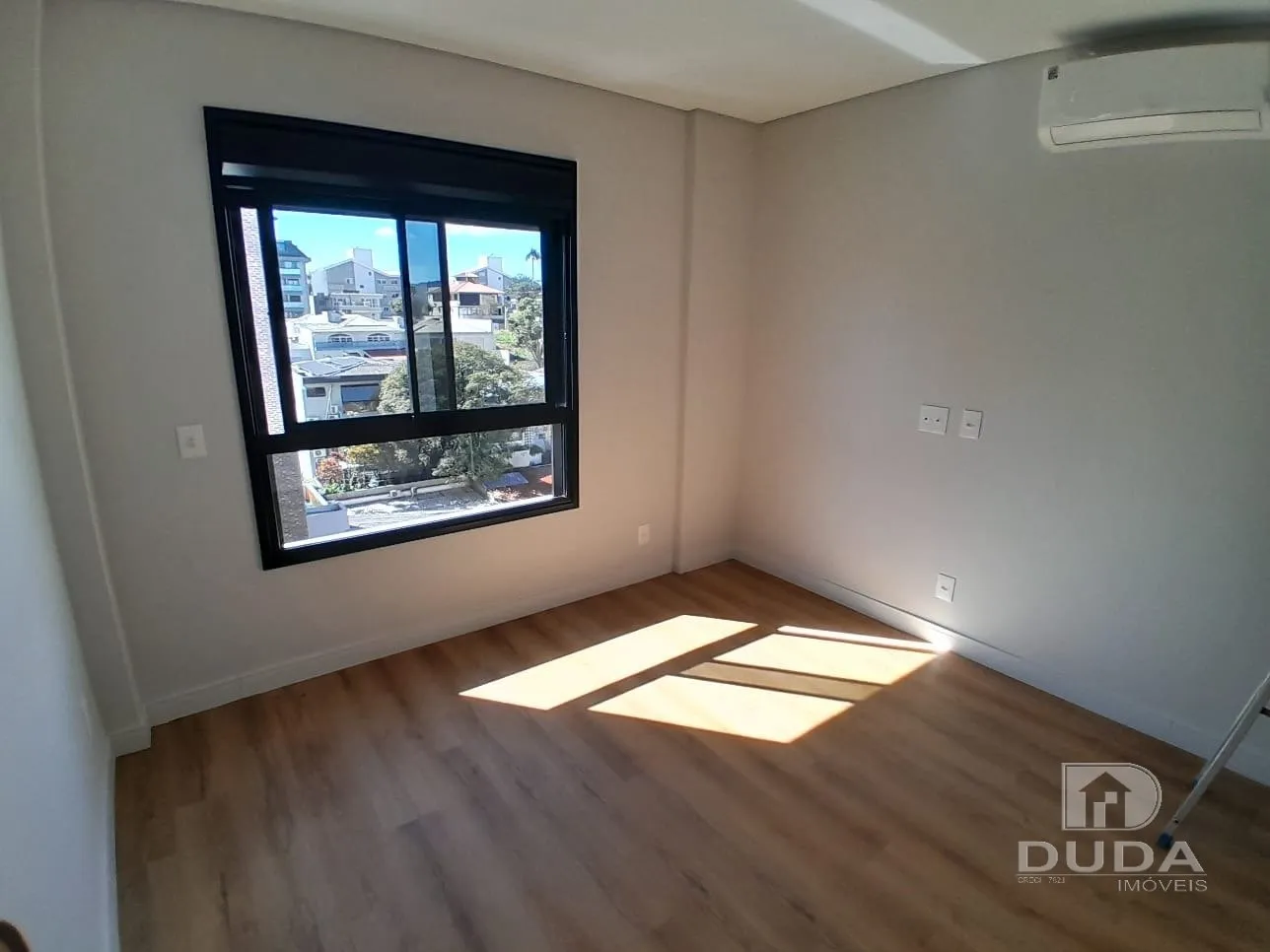 2-bedroom apartment with a water view in Florianópolis — photo 15