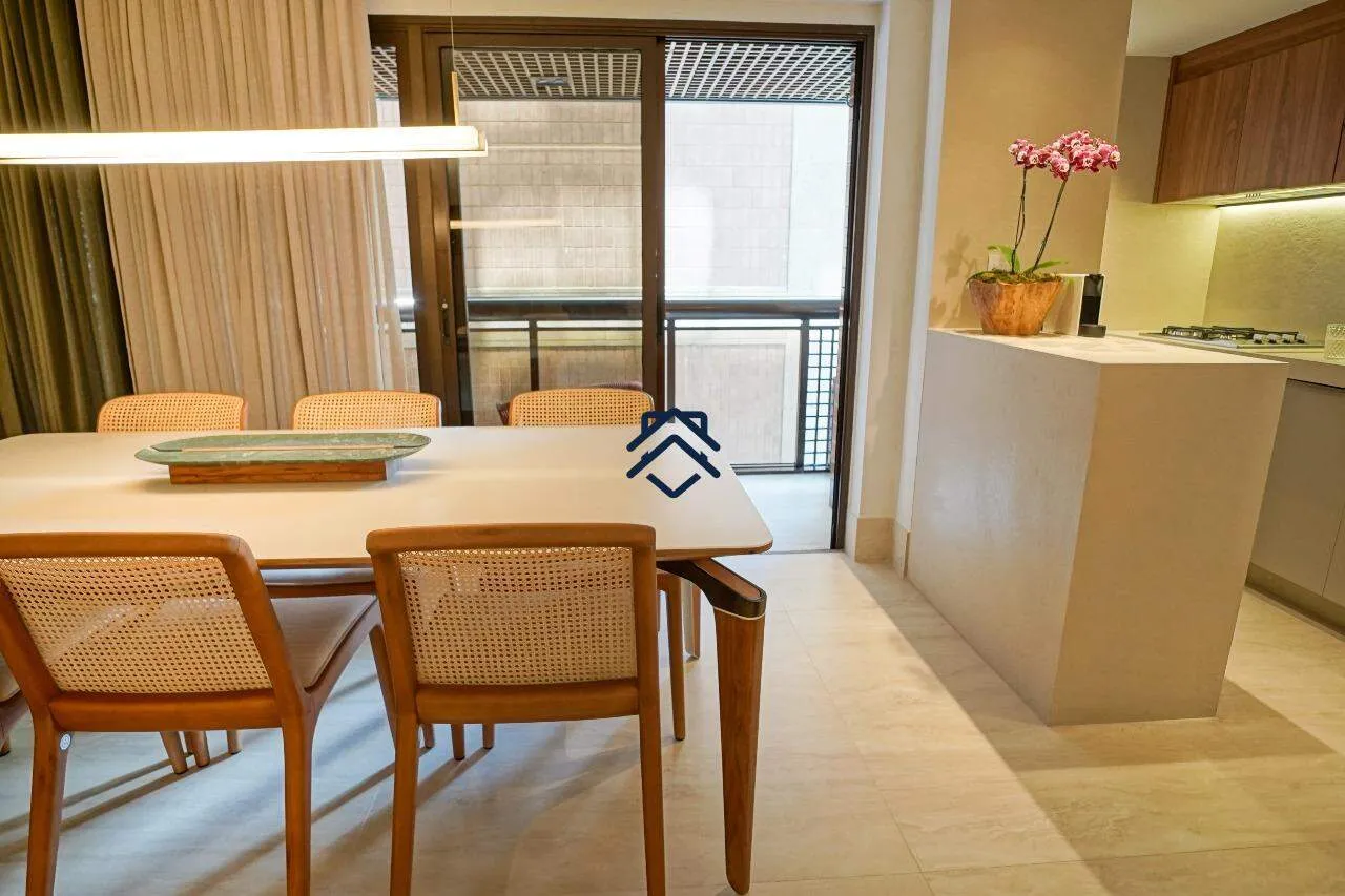Furnished apartment with 2 bedrooms and a balcony — photo 2
