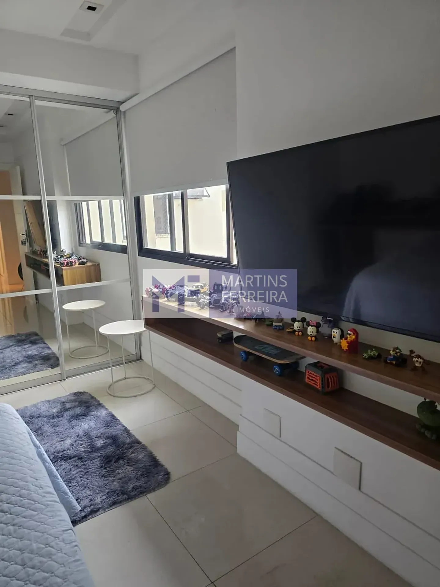 Unfurnished penthouse apartment with 4 bedrooms — photo 35