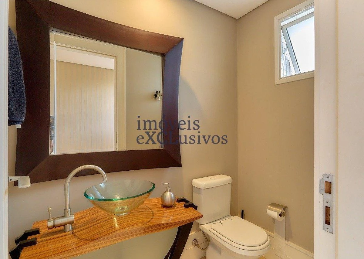 Furnished 240 m² apartment with 3 en-suites — photo 13