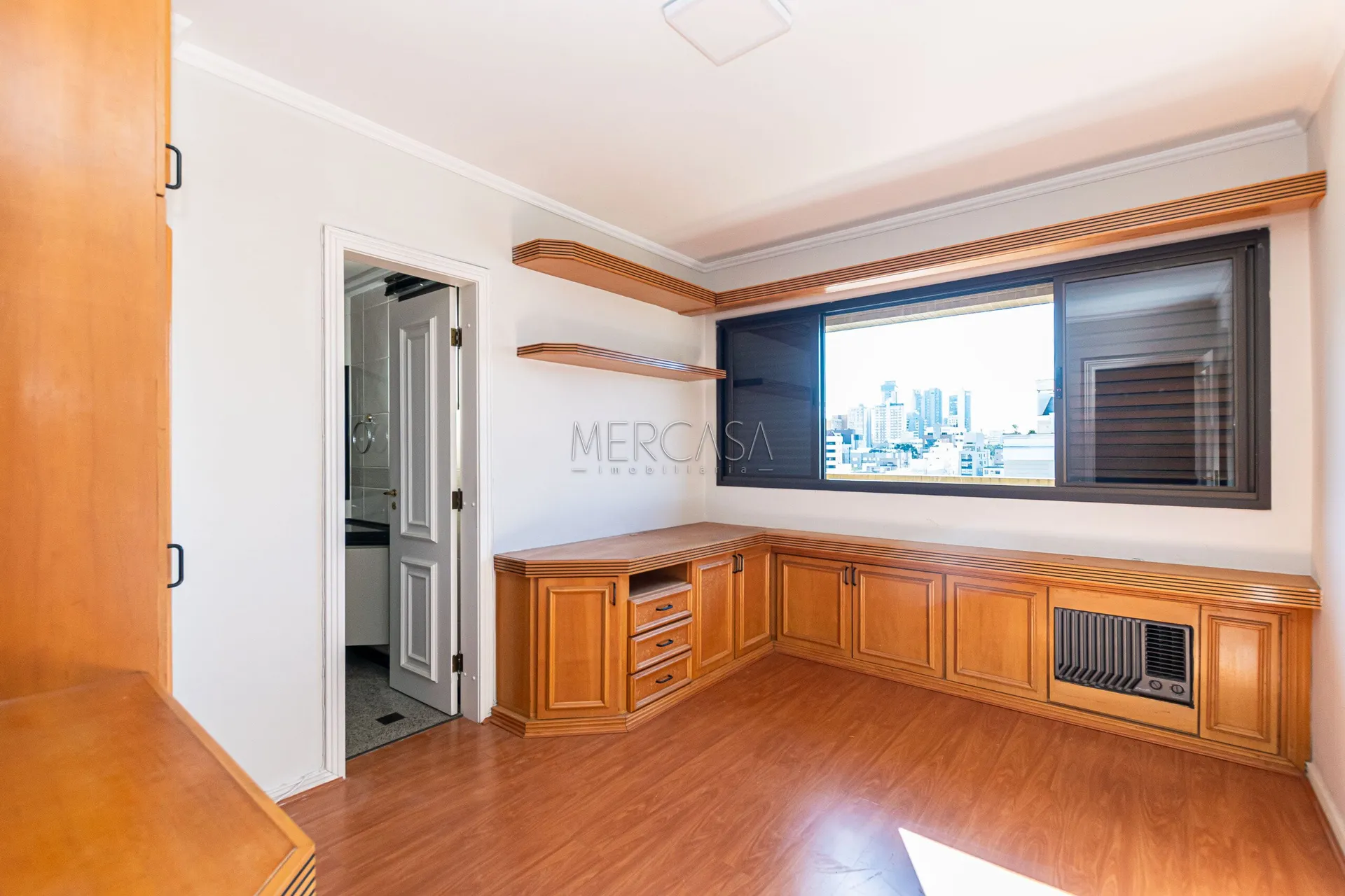 Apartamento com 3 quartos, 5 banheiros e 4 vagas — photo 22