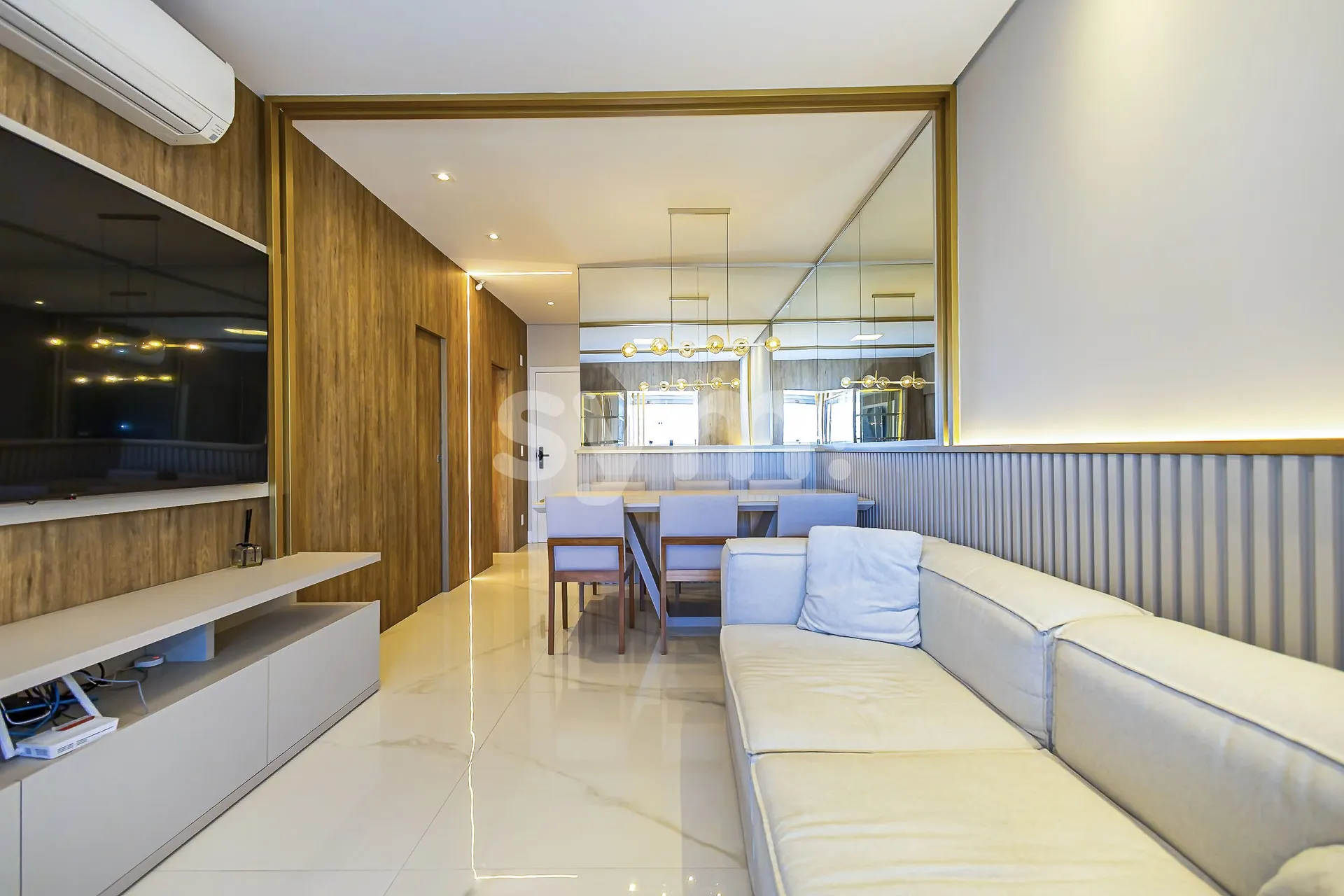 125 m² 3-bedroom rental with private BBQ and 2 parking spots — photo 4